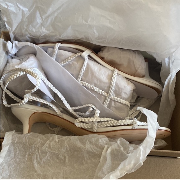 NEVER WORN REFORMATION SANDALS - Picture 6 of 7